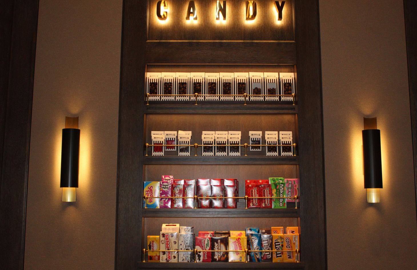 Rhode Island Estate - Candy Sign - Lutron HomeWorks project by C&T Systems