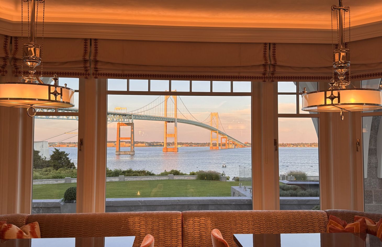 Rhode Island Estate - Dining Bridge - Lutron HomeWorks project by C&T Systems